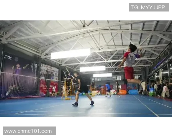 北京羽毛球队耐力训练揭秘：如何在高强度比赛中保持最佳状态